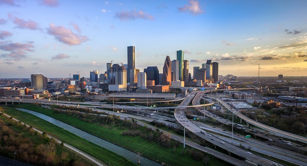 image of Houston highways car accidents on the rise